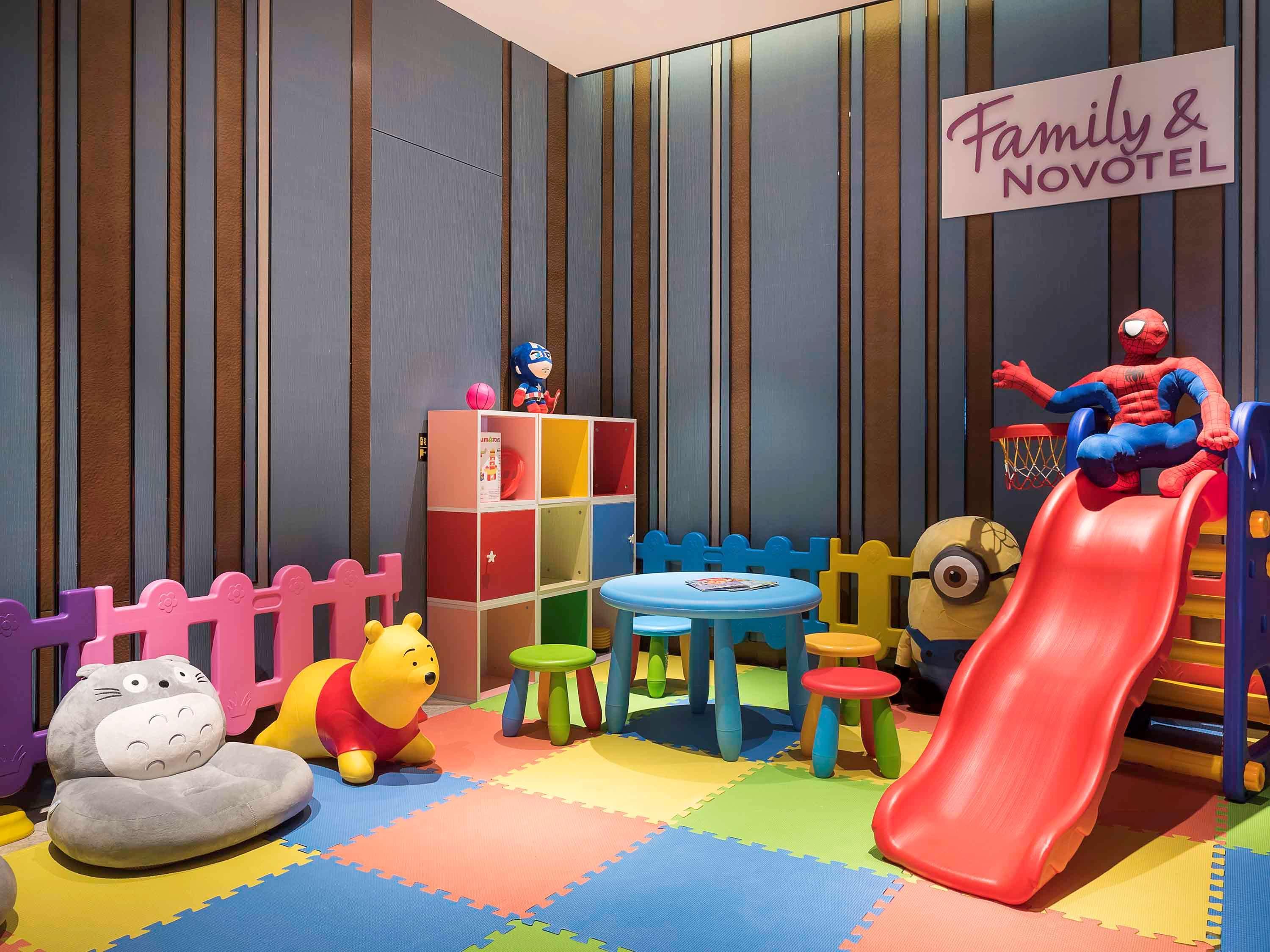 Novotel Ningbo East Exterior photo