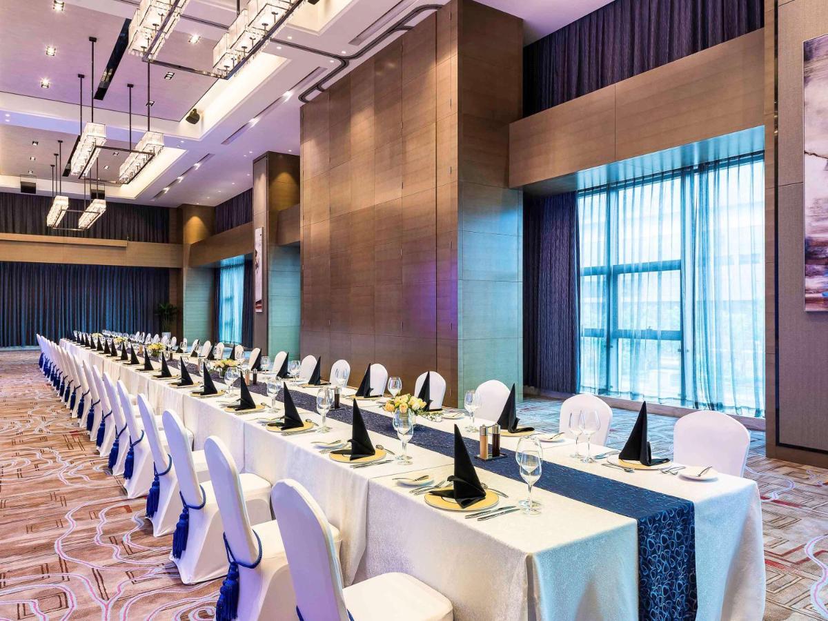 Novotel Ningbo East Exterior photo